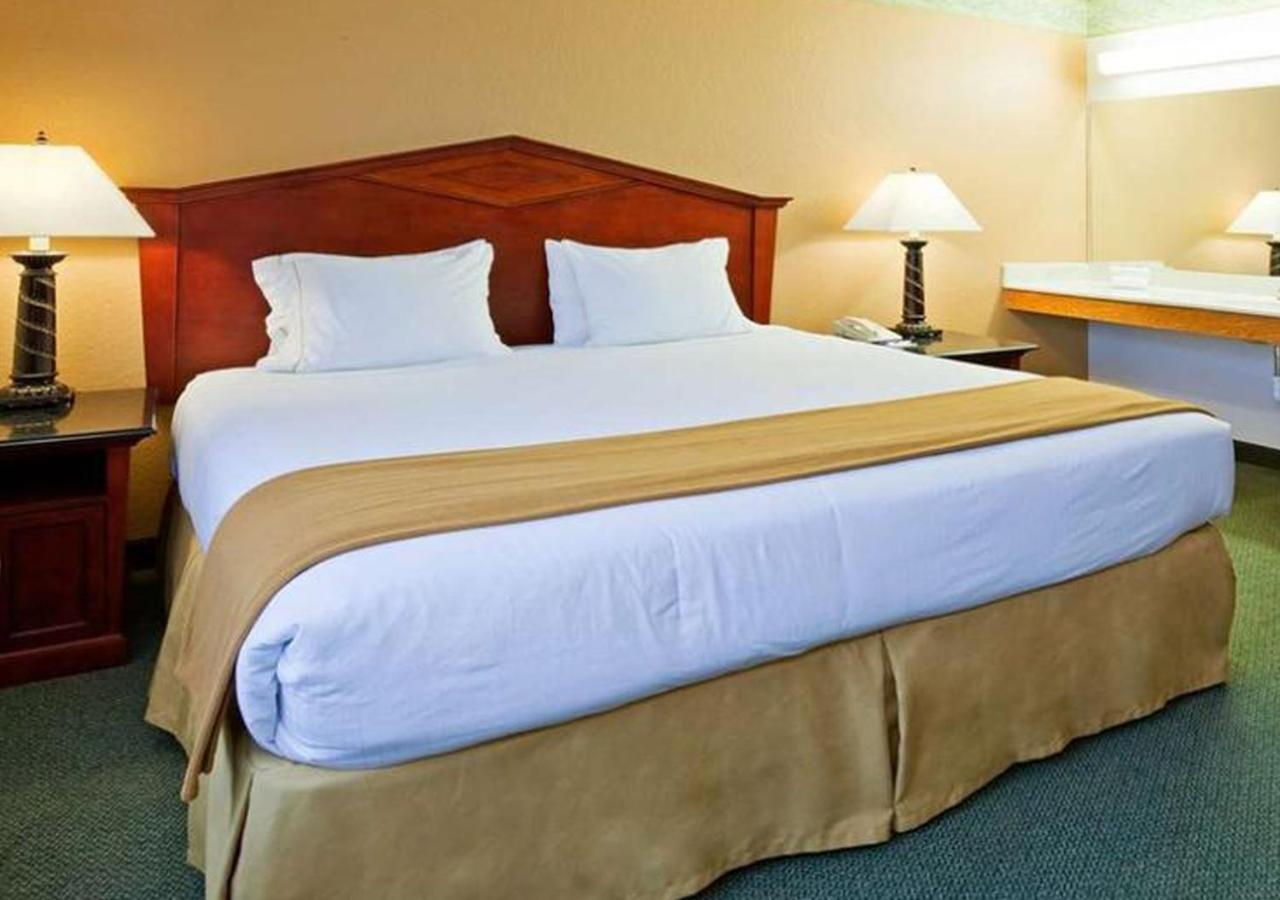 Norwood Inn & Suites Eagan St Paul & Mall Of America Zewnętrze zdjęcie